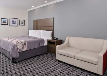 Crystal Inn & Suites IAH Humble hotel thumbnail 5