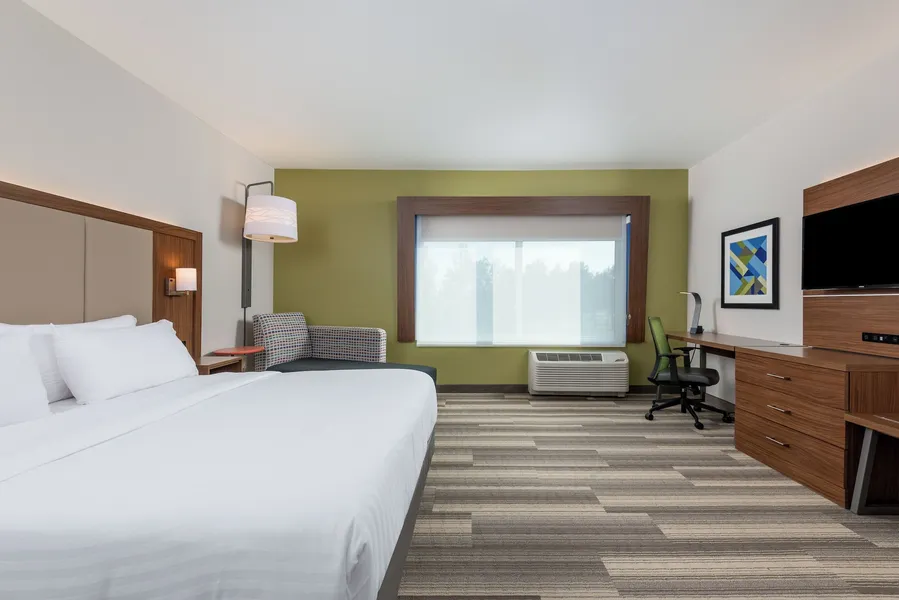 Holiday Inn Express Queensbury - Lake George Area by IHG hotel detail image 2