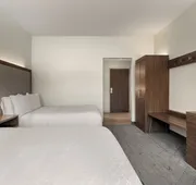 Holiday Inn Express Queensbury - Lake George Area by IHG hotel detail image 7