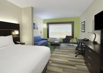 Holiday Inn Express & Suites Brookshire - Katy Freeway by IHG hotel thumbnail 4