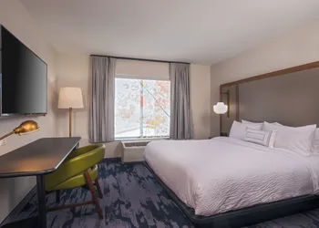 Fairfield Inn & Suites by Marriott Boston Walpole hotel thumbnail 4