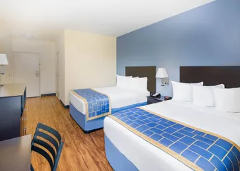 Days Inn by Wyndham Macon I-75 North hotel thumbnail 3