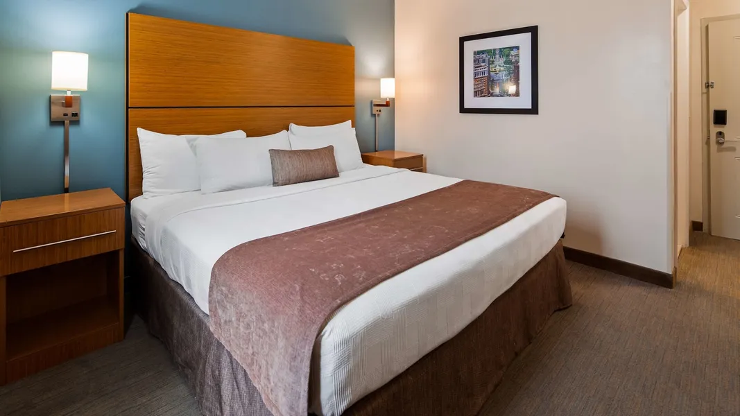 Best Western Plus Philadelphia Convention Center Hotel hotel detail image 6