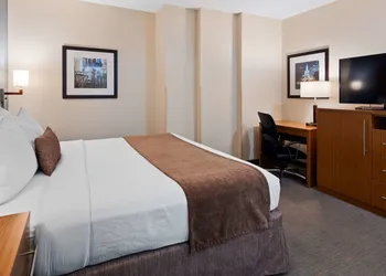 Best Western Plus Philadelphia Convention Center Hotel hotel thumbnail 8