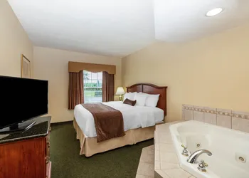 Four Seasons Island Resort hotel thumbnail 4