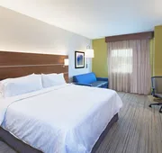 Holiday Inn Express & Suites Lenexa - Overland Park Area by IHG hotel detail image 3
