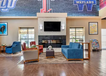 Comfort Suites University hotel thumbnail 2