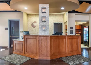 Comfort Suites University hotel thumbnail 3