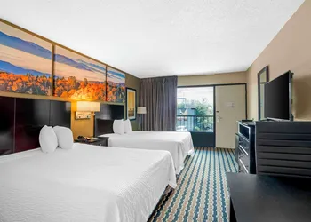 Quality Inn near Speedway hotel thumbnail 8