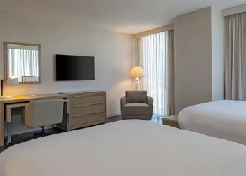 Residence Inn by Marriott Miami Sunny Isles Beach hotel thumbnail 8