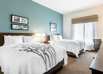 Sleep Inn & Suites West Des Moines near Jordan Creek hotel thumbnail 5
