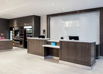 Hilton Garden Inn Winnipeg South hotel thumbnail 2