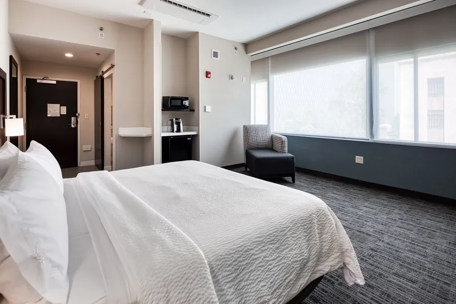 Holiday Inn Express Kansas City Downtown by IHG hotel detail image 6