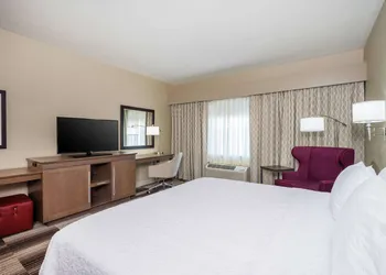 Hampton Inn Oxford hotel thumbnail 7