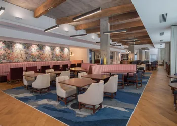 Hampton Inn & Suites Portland-Pearl District hotel thumbnail 5