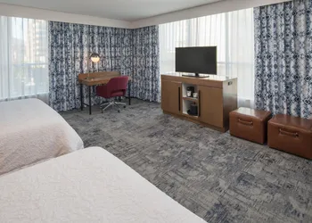 Hampton Inn & Suites Portland-Pearl District hotel thumbnail 8