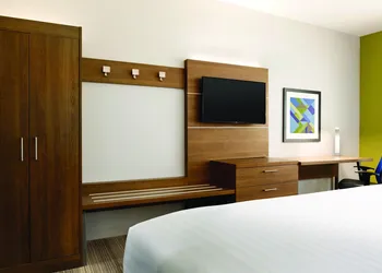 Holiday Inn Express & Suites McAllen - Medical Center Area by IHG hotel thumbnail 6