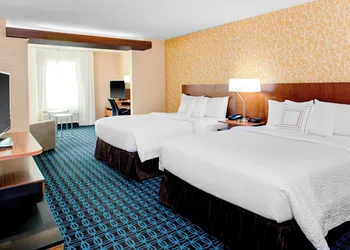 Fairfield Inn & Suites by Marriott Bakersfield North/Airport hotel thumbnail 6