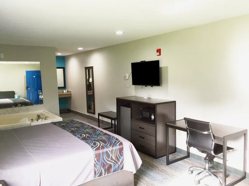Americas Best Value Inn & Suites Mont Belvieu Houston hotel detail image 6