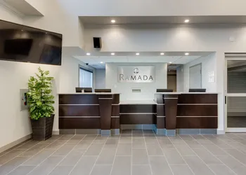 Ramada by Wyndham Grassland hotel thumbnail 5
