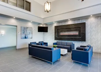Ramada by Wyndham Grassland hotel thumbnail 6