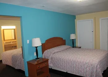 Economy Inn Express hotel thumbnail 5