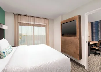 Residence Inn by Marriott New Orleans Elmwood hotel thumbnail 7