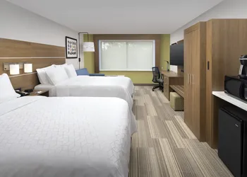 Holiday Inn Express and Suites North Brunswick by IHG hotel thumbnail 8