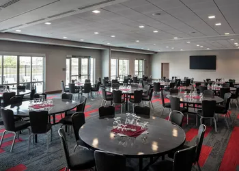 Courtyard by Marriott Pullman hotel thumbnail 6
