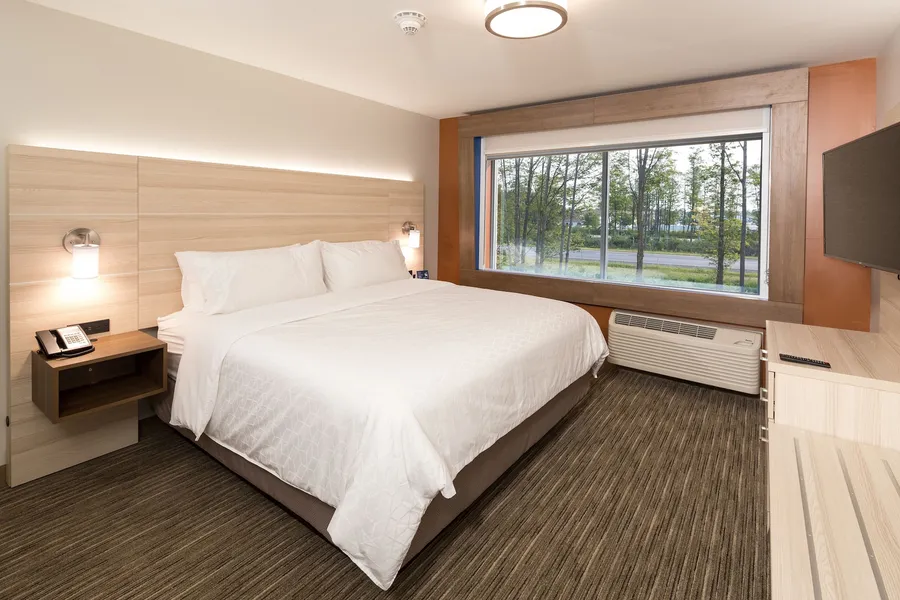 Holiday Inn Express & Suites Gaylord by IHG hotel detail image 2