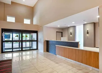 Best Western Plus Coalinga Inn hotel thumbnail 7