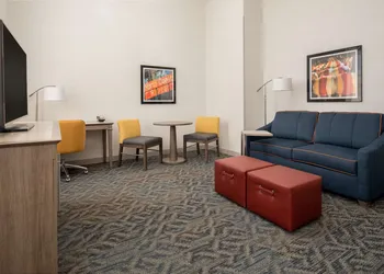 Hampton Inn Petaluma, CA hotel thumbnail 5