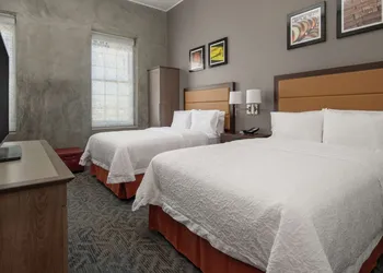 Hampton Inn Petaluma, CA hotel thumbnail 6