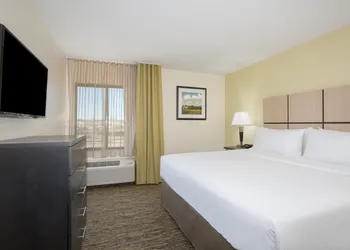 Candlewood Suites Pueblo by IHG hotel thumbnail 2