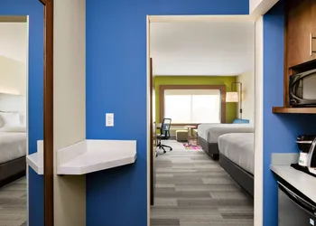 Holiday Inn Express & Suites Prosser - Yakima Valley Wine by IHG hotel thumbnail 5