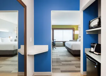 Holiday Inn Express & Suites Prosser - Yakima Valley Wine by IHG hotel thumbnail 6