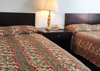 Budget Inn hotel thumbnail 3