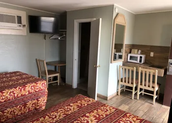 Budget inn hotel thumbnail 3