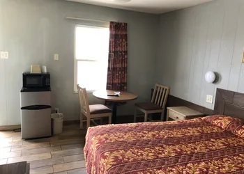 Budget inn hotel thumbnail 6