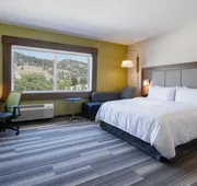 Holiday Inn Express & Suites Kelowna - East by IHG hotel detail image 4