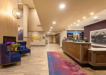 Hampton Inn & Suites Leavenworth hotel thumbnail 3