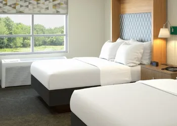 Holiday Inn & Suites Decatur-Forsyth by IHG hotel thumbnail 3