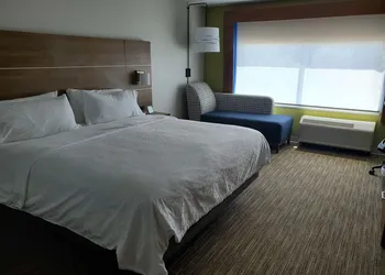 Holiday Inn Express and Suites Gettysburg by IHG hotel thumbnail 5