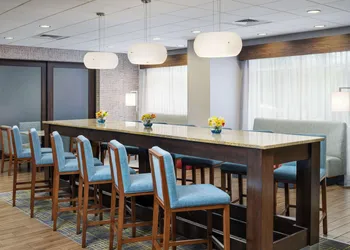 Hampton Inn by Hilton Plant City hotel thumbnail 3