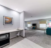 Hampton Inn & Suites Pryor hotel detail image 4