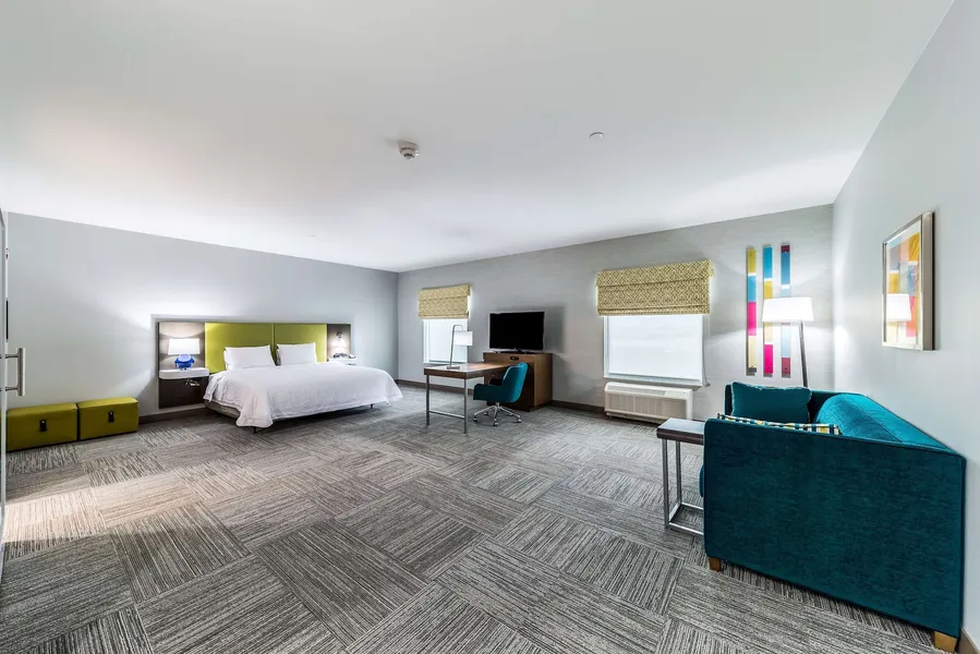 Hampton Inn & Suites Pryor hotel detail image 6