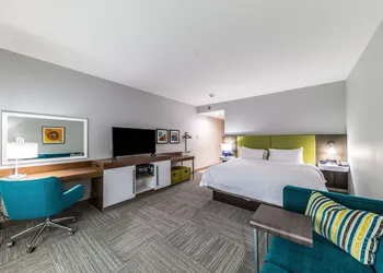 Hampton Inn & Suites Pryor hotel thumbnail 8