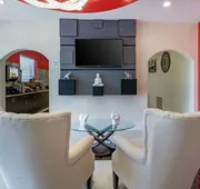 Econo Lodge Inn & Suites Houston Willowbrook hotel detail image 3