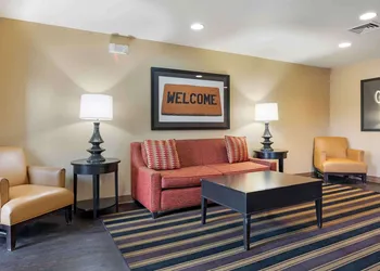 Studio 6 Extended Stay South Bend Mishawaka South IN hotel thumbnail 2