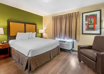 Studio 6 Extended Stay South Bend Mishawaka South IN hotel thumbnail 8